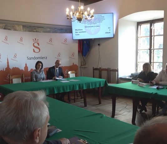 ZAINWESTUJĄ W ODNAWIALNE ŹRÓDŁA ENERGII – SANDOMIERZ CZĘŚCIĄ PROJEKTU PARTNERSKIEGO