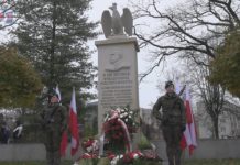 DZIĘKOWALI ZA DAR WOLNOŚCI – NARODOWE ŚWIĘTO NIEPODLEGŁOŚCI W NOWEJ DĘBIE