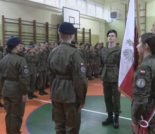 ŚLUBOWALI I ŚWIĘTOWALI – PRZYSIĘGA ODDZIAŁU PRZYGOTOWANIA WOJSKOWEGO W „GÓRNIKU”