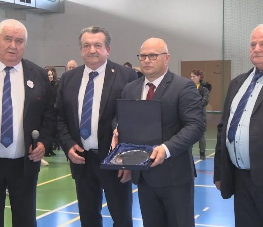 ODZNACZENIA, NAGRODY I PODZIĘKOWANIA – JUNIOR ZAKRZÓW ŚWIĘTOWAŁ JUBILEUSZ