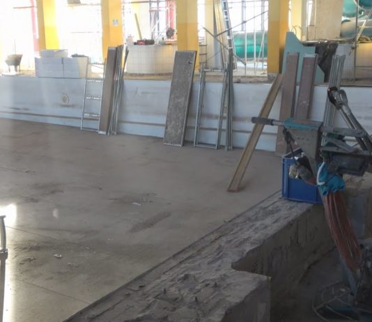 REMONT BASENU W TARNOBRZEGU POTRWA DŁUŻEJ – ZOSTANĄ WYKONANE DODATKOWE PRACE