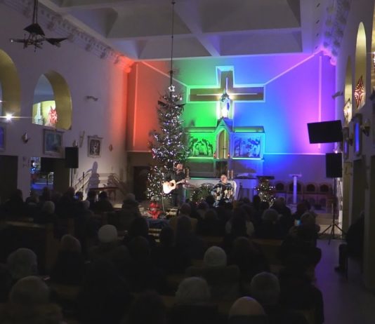 ŻEGLARSKIE KOLĘDOWANIE – KLIMATYCZNY KONCERT W TARNOBRZEGU