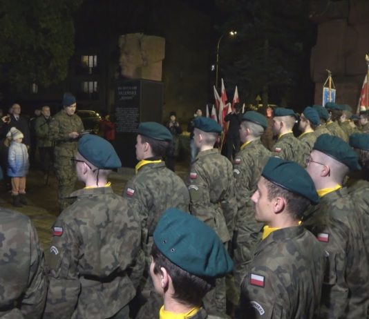 ZAPALILI ŚWIECZKĘ JĘDRUSIOWI – WSPOMNIENIE WŁADYSŁAWA JASIŃSKIEGO W TARNOBRZEGU