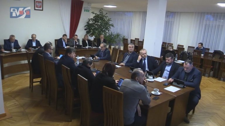 RADA MIEJSKA BYŁA JEDNOGŁOŚNA – W BARANOWIE SANDOMIERSKIM UCHWALILI BUDŻET