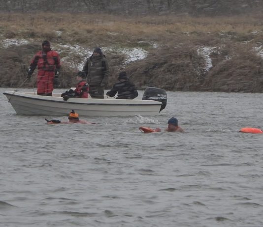 ZIMOWA PRZEPRAWA WISŁY WPŁAW – EKSTREMALNA RYWALIZACJA W SANDOMIERZU