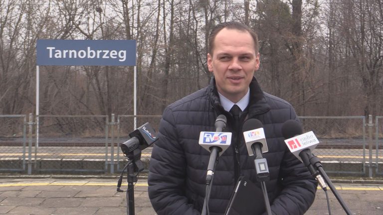 REWITALIZACJA DWORCA PKP W TARNOBRZEGU – POSEŁ ODPOWIADA SPÓŁCE