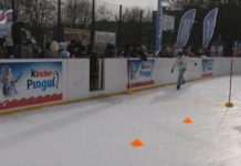 RYWALIZACJA NA LODOWISKU – ŁYŻWIARZE ŚCIGALI SIĘ W SANDOMIERZU