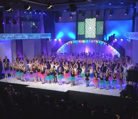 ŚWIĘTO TAŃCA W TARNOBRZESKIEJ WOZOWNI – KONCERTY ZIMOWE PONOWNIE ZACHWYCIŁY