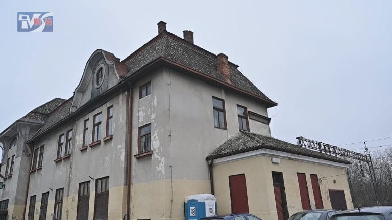 REWITALIZACJA ZOSTAŁA WSTRZYMANA – CO DALEJ Z REMONTEM DWORCA PKP W TARNOBRZEGU?