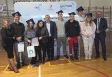 DAJĄ SZANSĘ NA ROZWÓJ – W NOWEJ DĘBIE PODSUMOWANO KOLEJNĄ EDYCJĘ PROJEKTU