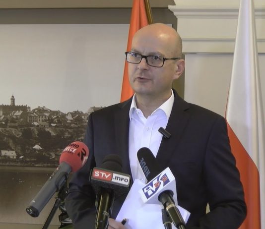 AUDYT W URZĘDZIE MIEJSKIM ZAKOŃCZONY – BURMISTRZ SANDOMIERZA ZAPREZENTOWAŁ WYNIKI