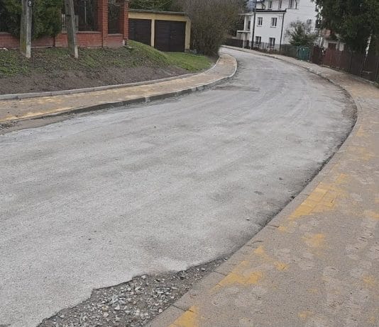 MODERNIZACJA INFRASTRUKTURY DROGOWEJ – W SANDOMIERZU INWESTUJĄ