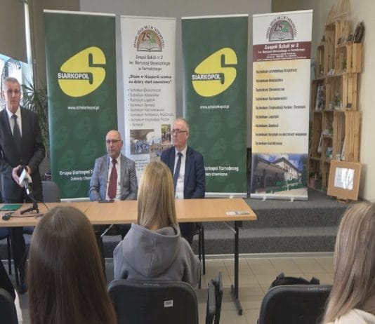 TECHNIK ANALITYK – NOWY KIERUNEK W TARNOBRZESKIM „ROLNIKU”