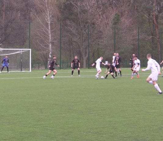 PODZIAŁ PUNKTÓW W TARNOBRZEGU – JUNIOR ZAKRZÓW ZREMISOWAŁ Z WISANEM SKOPANIE