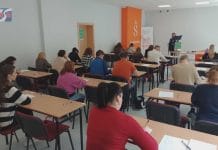 ZMAGANIA Z GRAMATYKĄ I ORTOGRAFIĄ – DYKTANDO Z JAJEM W SANDOMIERZU