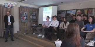 WSPÓLNA DROGA DO SUKCESU – DEBATA OŚWIATOWA W NOWEJ DĘBIE