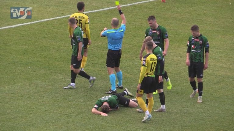 STAR STARACHOWICE WYGRAŁ W TARNOBRZEGU – KOSZTOWNA PORAŻKA PIŁKARZY SIARKI