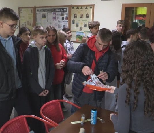 ZAPREZENTOWALI SWOJĄ OFERTĘ – DZIEŃ OTWARTY W TARNOBRZESKIM „ROLNIKU”