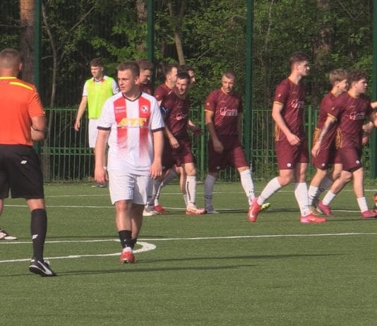 PIŁKARZE JUNIORA ZAKRZÓW BEZ PUNKTÓW – CENNE ZWYCIĘSTWO PŁOMIENIA TRZEŚŃ