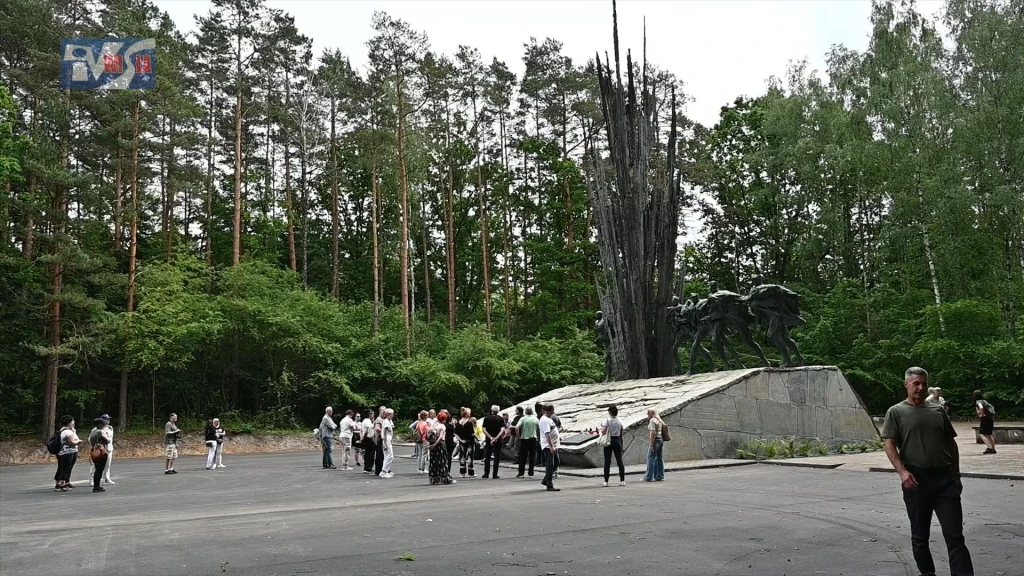 Edukacyjna wyprawa do Lasów Janowskich (10)