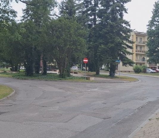 INWESTYCJA NA TARNOBRZESKIM PRZYWIŚLU – DROGA WOKÓŁ PLACU TYSIĄCLECIA ZOSTANIE ZMODERNIZOWANA