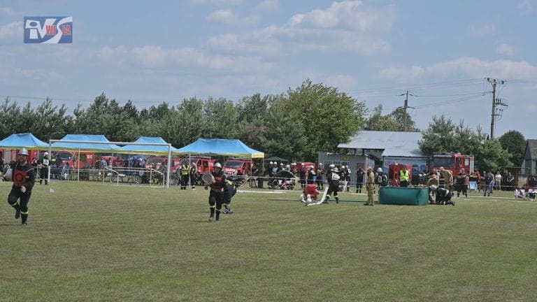 SPRAWDZIAN STRAŻACKICH UMIEJĘTNOŚCI – MIEJSKIE ZAWODY SPORTOWO-POŻARNICZE W MOKRZYSZOWIE