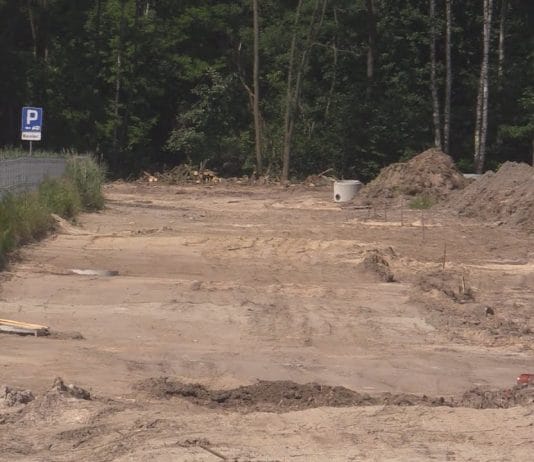 INWESTYCJA DROGOWA W CHMIELOWIE – BĘDĄ LEPSZE WARUNKI DLA PRZEDSIĘBIORCÓW