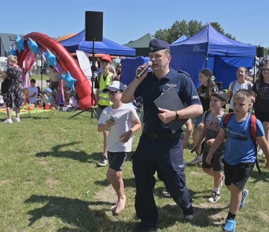 EDUKACJA NA ROZPOCZĘCIE WAKACJI – NAD JEZIOREM TARNOBRZESKIM O BEZPIECZNYM WYPOCZYNKU