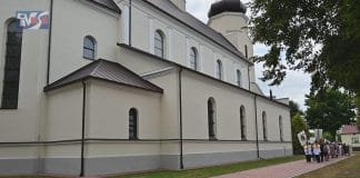 PARAFIA ŚWIĘTOWAŁA 100-LECIE DZIAŁALNOŚCI – DONIOSŁY JUBILEUSZ W WOLI BARANOWSKIEJ