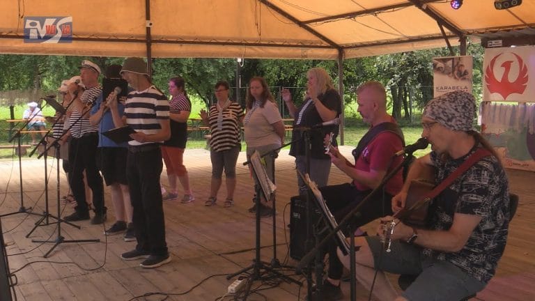 JUBILEUSZOWY PIKNIK ŻEGLARSKI – INTEGRACJA I ZABAWA NAD JEZIOREM TARNOBRZESKIM