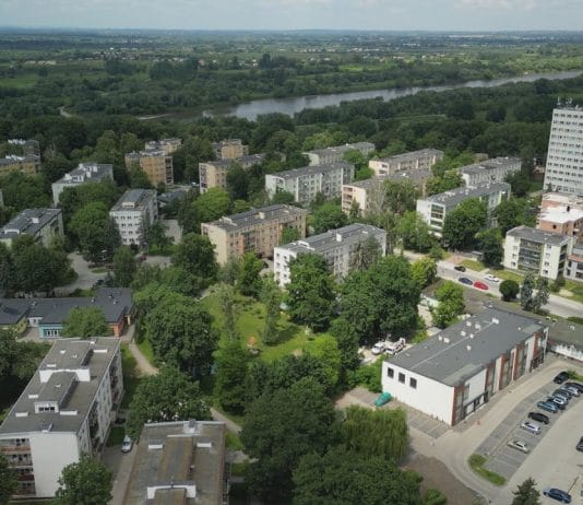 PRZYGOTOWANIA DO REWITALIZACJI W TARNOBRZEGU – ZAPRASZAMY NA SPACERY BADAWCZE