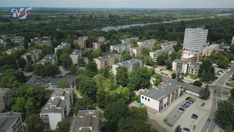 PRZYGOTOWANIA DO REWITALIZACJI W TARNOBRZEGU – ZAPRASZAMY NA SPACERY BADAWCZE