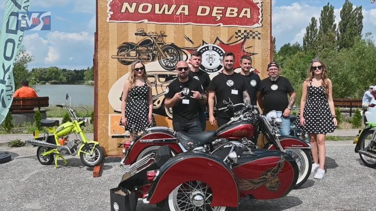 RETRO GIEŁDA PO RAZ PIERWSZY – ZLOT MIŁOŚNIKÓW MOTORYZACJI W NOWEJ DĘBIE