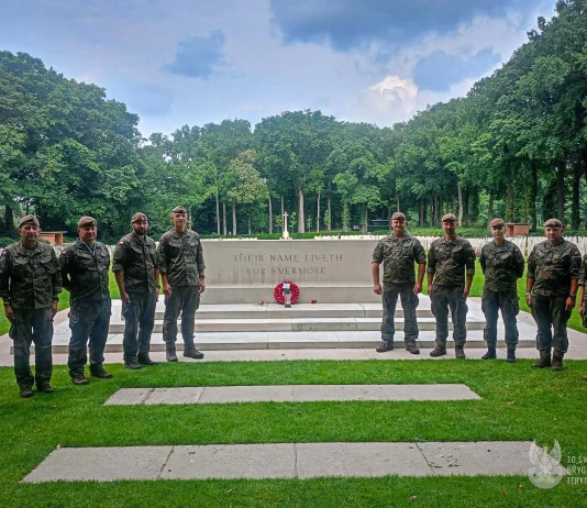 ŚWIĘTOKRZYSCY TERYTORIALSI PO RAZ DRUGI NA DE 4DAAGSE W HOLANDII ŚWIĘTOKRZYSCY TERYTORIALSI