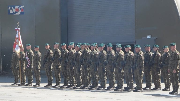 ŚWIĘTO WOJSKA POLSKIEGO – UROCZYSTY APEL W NOWEJ DĘBIE