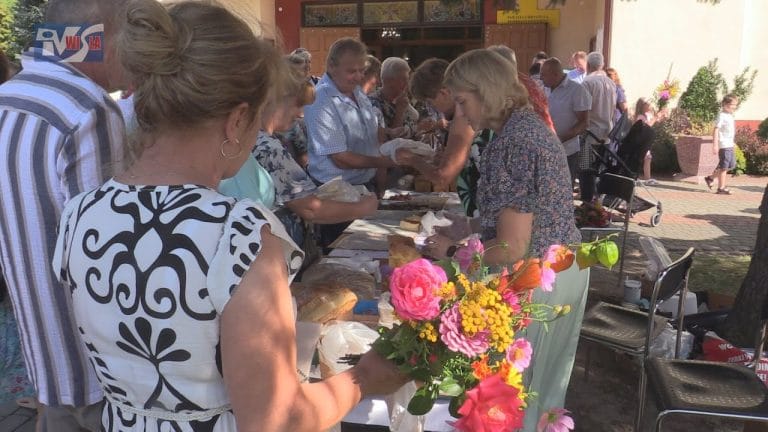 UROCZYSTE ŚWIĘTO CHLEBA – W MOKRZYSZOWIE PODZIĘKOWALI ZA PLONY