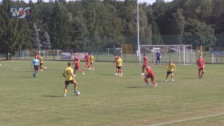 BARDZO DOBRY MECZ NA ZWIERZYŃCU – REZERWY SIARKI ZREMISOWAŁY Z POGONIĄ LEŻAJSK