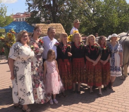 DOCENILI PRACĘ ROLNIKÓW – MIEJSKIE DOŻYNKI W TARNOBRZEGU