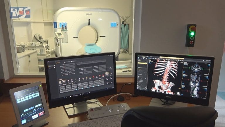 NOWE MOŻLIWOŚCI W NOWEJ DĘBIE – SZPITAL POWIATOWY MA NOWOCZESNY TOMOGRAF