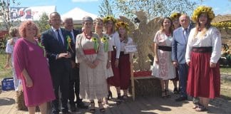 ROLNICY Z GMINY BARANÓW SANDOMIERSKI ŚWIĘTOWALI – DYMITRÓW MAŁY GOSPODARZEM DOŻYNEK