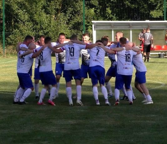 PIERWSZA PORAŻKA OKS WIELOWIEŚ – ZASŁUŻONE ZWYCIĘSTWO PIŁKARZY SOKOŁA SOKOLNIKI