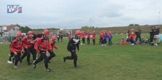 SPRAWDZIAN DLA OCHOTNICZYCH STRAŻY POŻARNYCH – RYWALIZACJA NA STADIONIE W BARANOWIE SANDOMIERSKIM