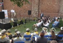 LITERACKA UCZTA POD LIPAMI – NARODOWE CZYTANIE W SANDOMIERZU