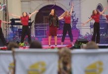 KULTURA, ZABAWA I INTEGRACJA – LETNI FESTIWAL NA DZIEDZIŃCU ZAMKU TARNOWSKICH