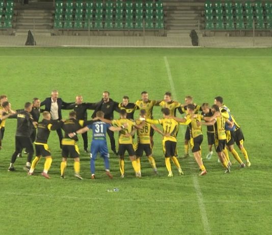 WISŁOKA DĘBICA BEZ PUNKTÓW – MECZ PRZYJAŹNI DLA SIARKI TARNOBRZEG