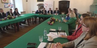 KONWENT POWIATÓW WOJEWÓDZTWA ŚWIĘTOKRZYSKIEGO – W SANDOMIERZU DYSKUTOWALI O ŁĄCZENIU SZPITALI
