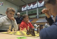 ZAGRALI O PUCHAR PREZYDENTA – TURNIEJ SZACHOWY W TARNOBRZEGU