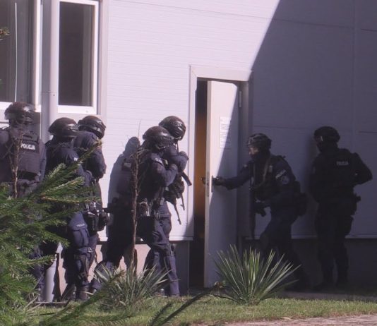 SŁUŻBY SPRAWDZIŁY SIĘ W AKCJI – POWIATOWE ĆWICZENIA „DĘBA 2025”