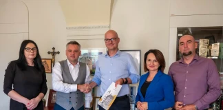 Rozwój infrastruktury sportowej i drogowej oraz parkingów w Sandomierzu Rozwój infrastruktury sportowej i drogowej oraz parkingów w Sandomierzu - 1