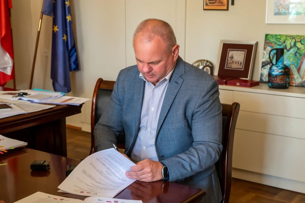 Rozwój infrastruktury sportowej i drogowej oraz parkingów w Sandomierzu - 3